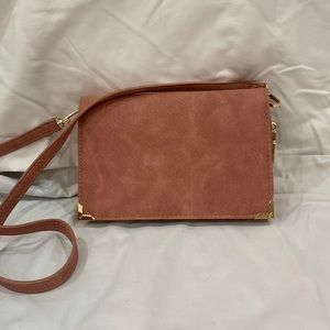 Urban expressions crossbody
